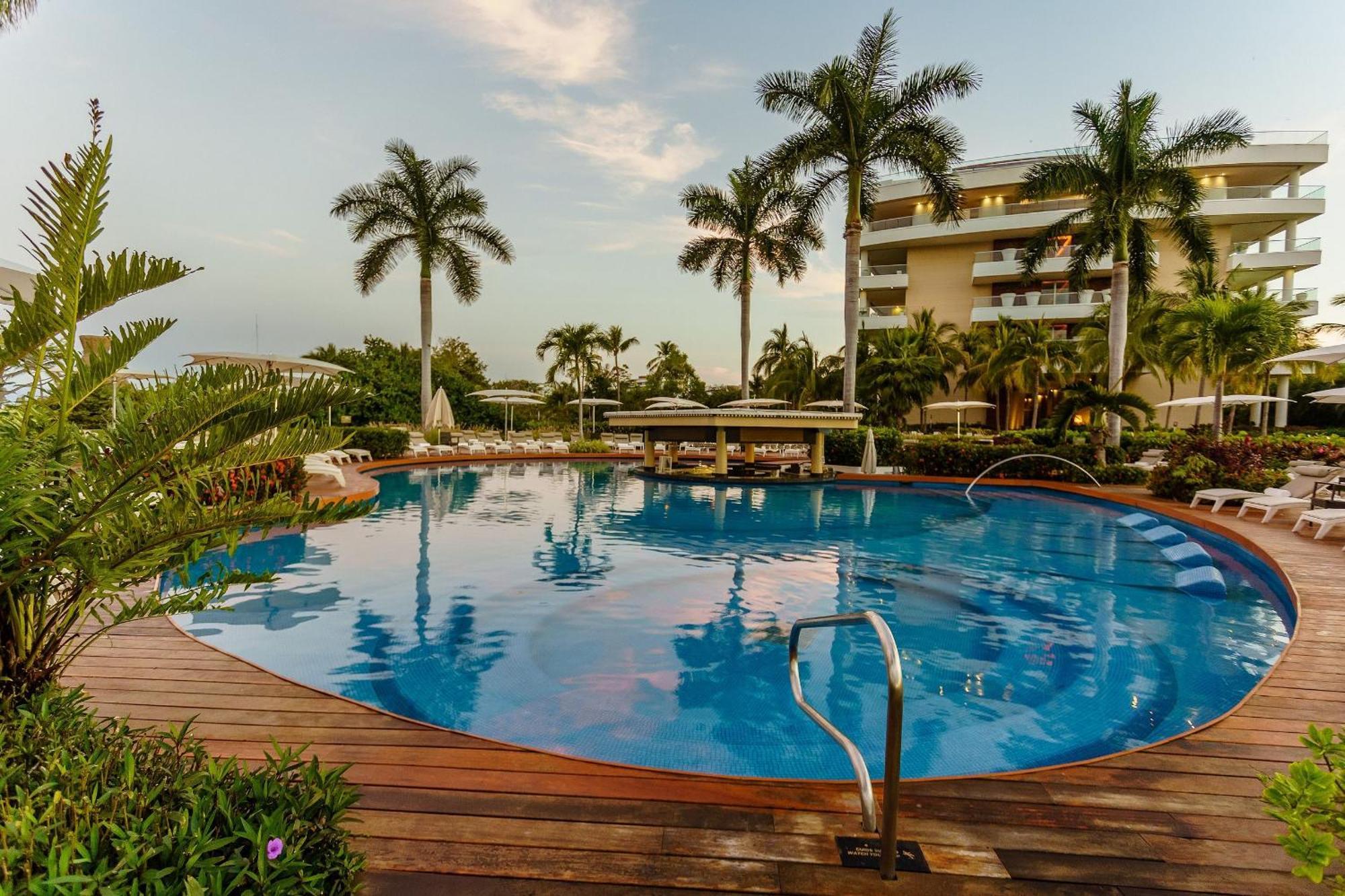 The Grand Luxxe Three Bedroom Spa Suite Nuevo Vallarta Exteriér fotografie